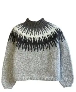 Søster Elise Sweater Strikkeopskrift – Børstet uld fra Hjertegarn