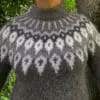 Strikkeopskrift – Sweater “Søster Runa” – Strikkes i børstet Uld fra Hjertegarn