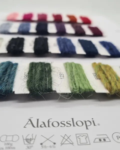 AlafossLopi farvekort – 100% ren uld fra Istex.