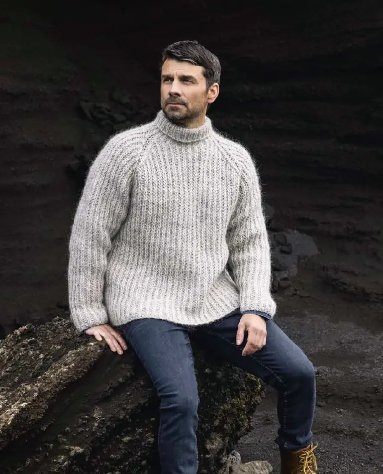 StrikkeKit – Unisex Sweater i halvpatent (Alafosslopi) “Klukk” Str. S