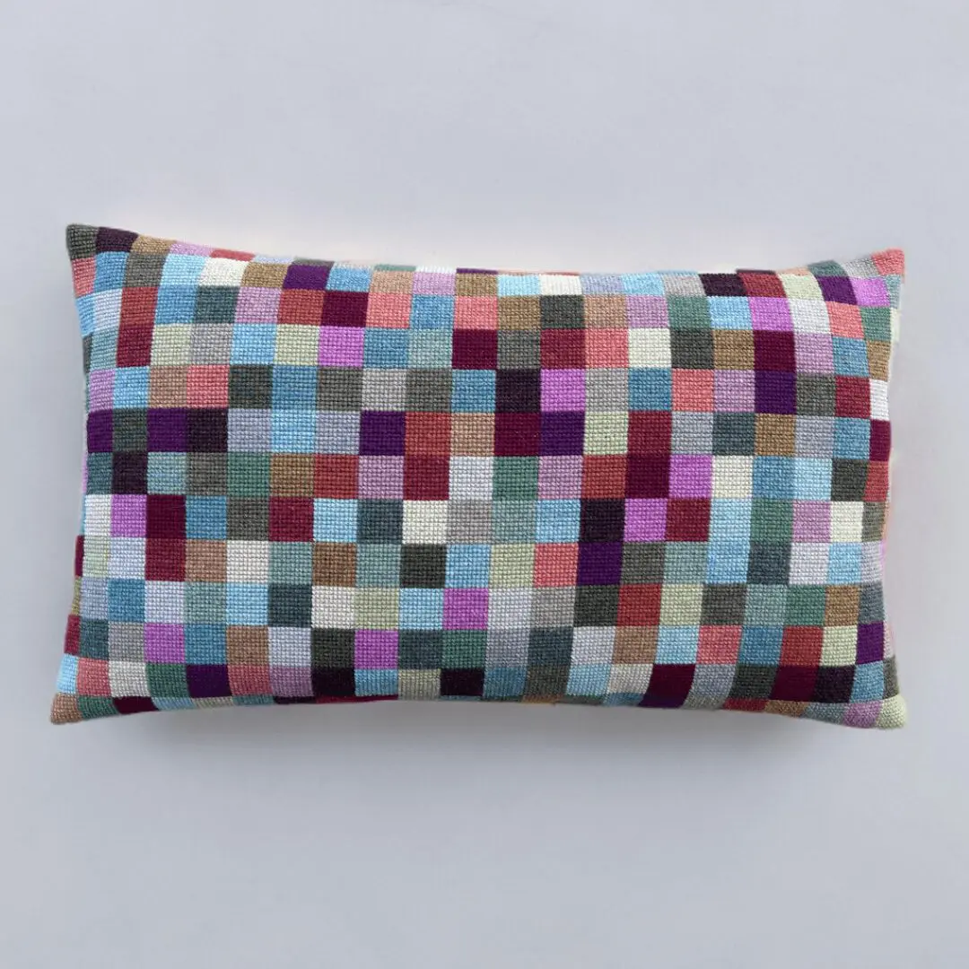 Baldyre Broderikit Pude Anna (30 x 50 cm) – Dansk design