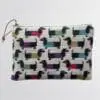 Baldyre Broderikit Clutch “Røde Hunde”. Komplet broderikit.