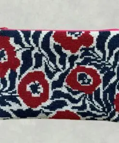 Baldyre Broderikit Clutch “Valmuer”. Komplet broderikit til unik Clutch. Dansk Design