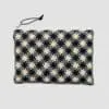 Baldyre Broderikit Clutch Chic – sort/råhvid DIY clutch. Dansk design.