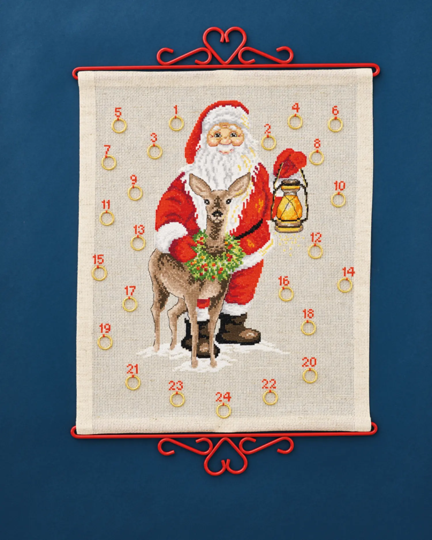Broderikit Julemand og Rådyr – Julekalender 35X43 cm – Julebroderi