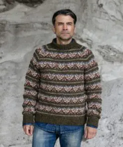 Strikkeopskrift Nostalgía 44-12 – Islandsk sweater med mønster i Léttlopi (Sendes straks)