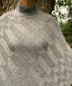 Strikke Kit - Poncho "Elegante Elna" - FRA 475,- KR