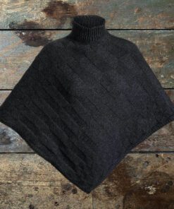 Strikke Kit – Skøn Poncho “Elegante Elna” – Garn og opskrift<BR>(Størrelse S-L)