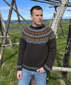 Gratis Strikkeopskrift – Islandsk Sweater “Gjoef” – Strikkes i “Lettlopi” Islandsk Uldgarn