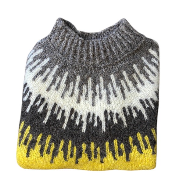 Søster Elise Sweater Strikkeopskrift – Børstet uld fra Hjertegarn