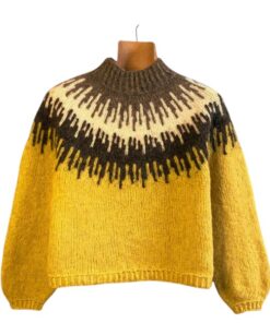 Søster Elise Sweater Strikkeopskrift – Børstet uld fra Hjertegarn