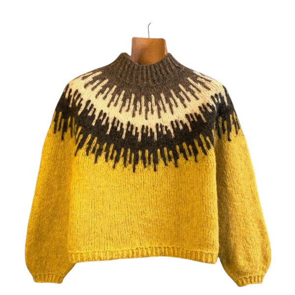 Søster Elise Sweater Strikkeopskrift – Børstet uld fra Hjertegarn