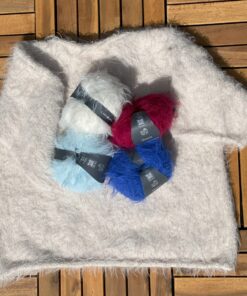 StrikkeKit “Fuzzy Tee” (Opskrift + Garn) – Ultra blød og elegant – Størrelse XS-S