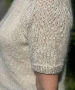 Strikke Kit – Let luftig Raglan Sommer bluse.<BR>Størrelse XS-S