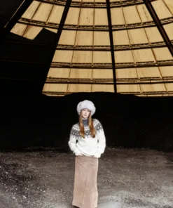 Strikkeopskrift – “Eyjar” Sweater 44-21 – “Plötulopi” (Sendes straks)