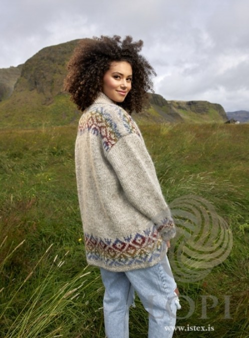 Strikkeopskrift – Islandsk Cardigan “Loford” 40-12 (Lettlopi og Alafoss-lopi) Sendes straks