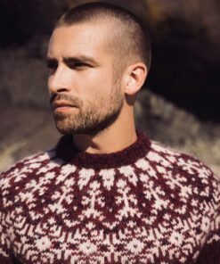 Strikkeopskrift – Unisex Sweater “Advent / Aðventa” 43-12 – Einband og Plötulopi (Sendes straks)