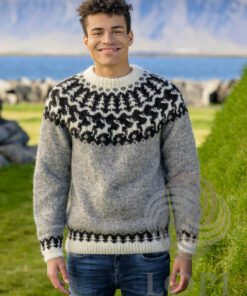 Strikkeopskrift – Sweater “Rensdyr” (Unisex) 36-05 Lettlopi (Sendes straks)