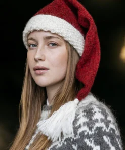 StrikkeKit – Nissehue i Fjallalopi “Jólahúfa” 44-17 (Garn + Opskrift)