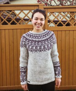 Strikkeopskrift – Inuk Sweater “Lettlopi” Str. XS – 3XL (Sendes straks)