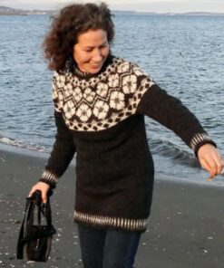 Strikkeopskrift – Ivalu Sweater “Lettlopi” Str. S – XL (Sendes straks)