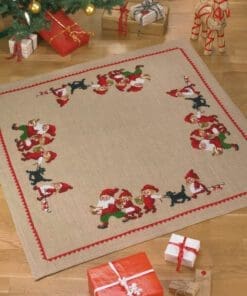 Broderikit Nisser/Sort Hund Juletræstæppe 120×120 cm – Julebroderi