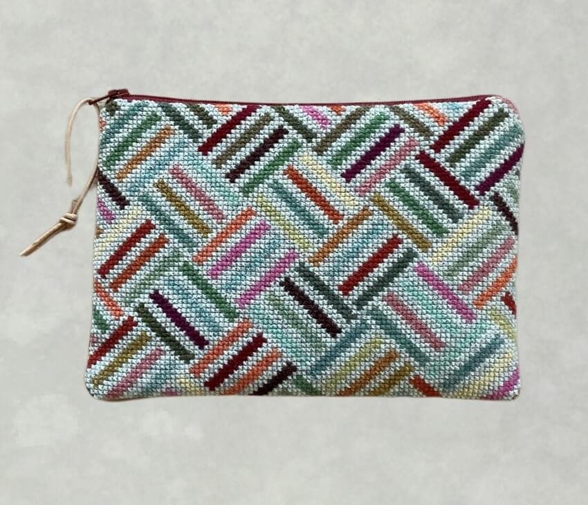Baldyre Broderikit Clutch “Mimi”. Komplet broderikit til unik Clutch. Dansk Design