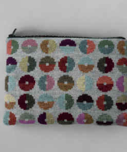 Broderikit Clutch “Tosca” fra Baldyre – DIY clutch med farverigt cirkelmønster